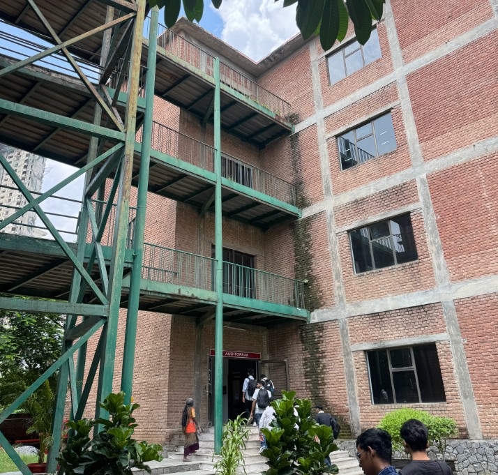 IILM University Gurgaon Campus photo 1